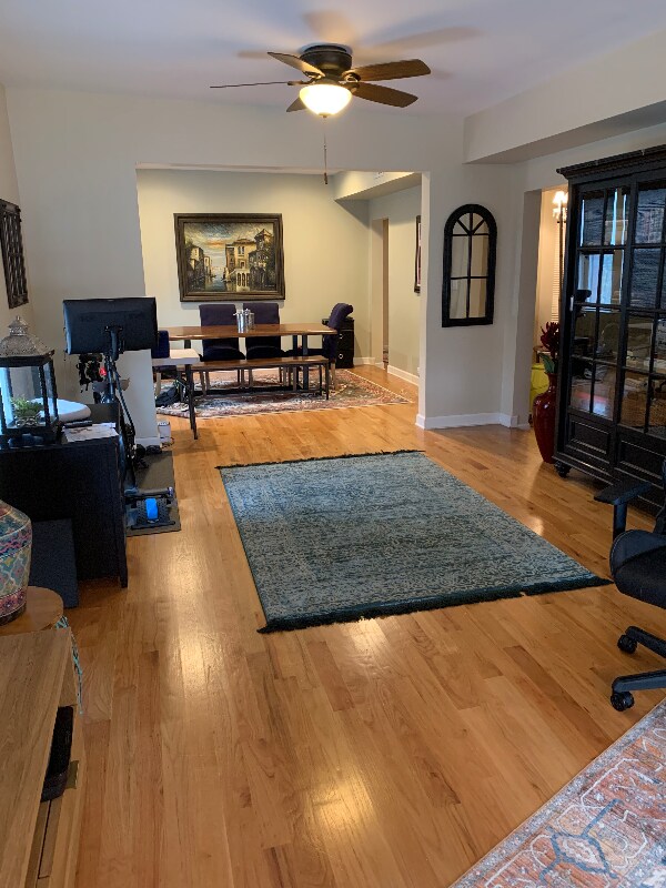 Foto del edificio - 4900 N Lincoln Ave