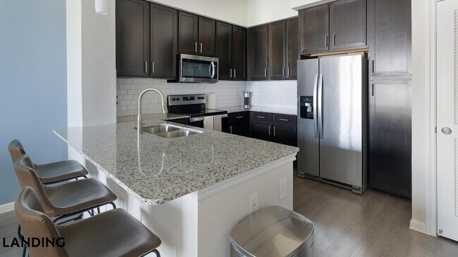 Foto del edificio - 1560 League Line Rd