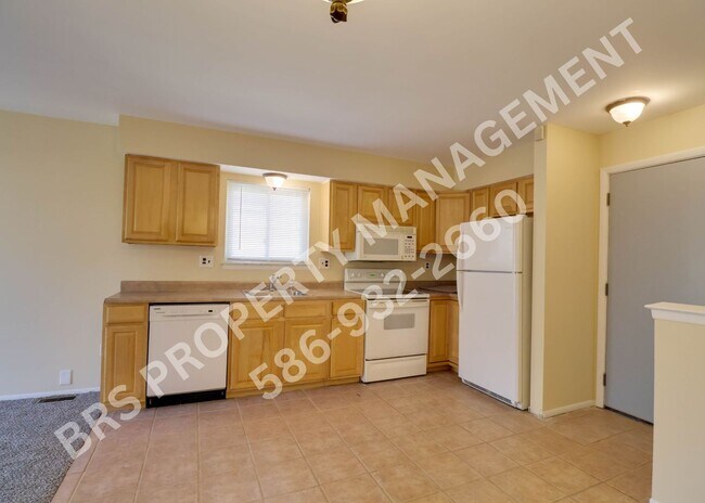 Building Photo - Sterling Heights brick ranch with 3 bedrooms and 1.5 bath for rent.