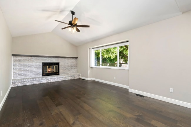 Building Photo - 4230 Cape Cod Cir