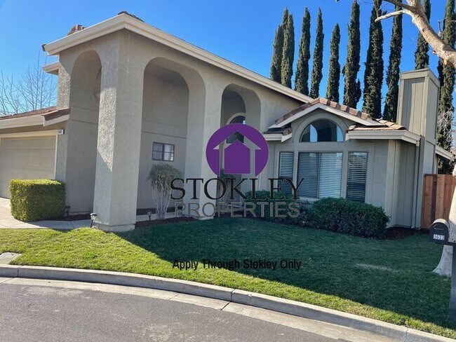 Foto del edificio - 1633 Lindbergh Dr