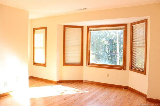 Building Photo - 229 Wooster St