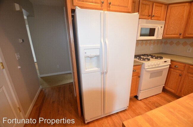 Foto del edificio - 4 br, 3 bath House - 31 Willow Green