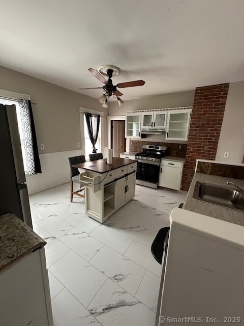 Foto principal - 196 Ashley St