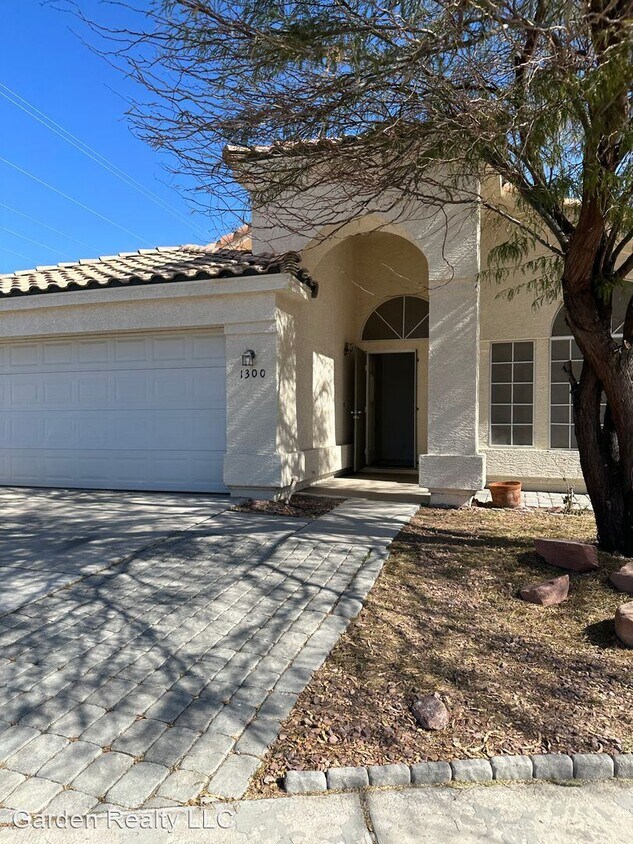 Primary Photo - 3 br, 2 bath House - 1300 Feather Crest Ct
