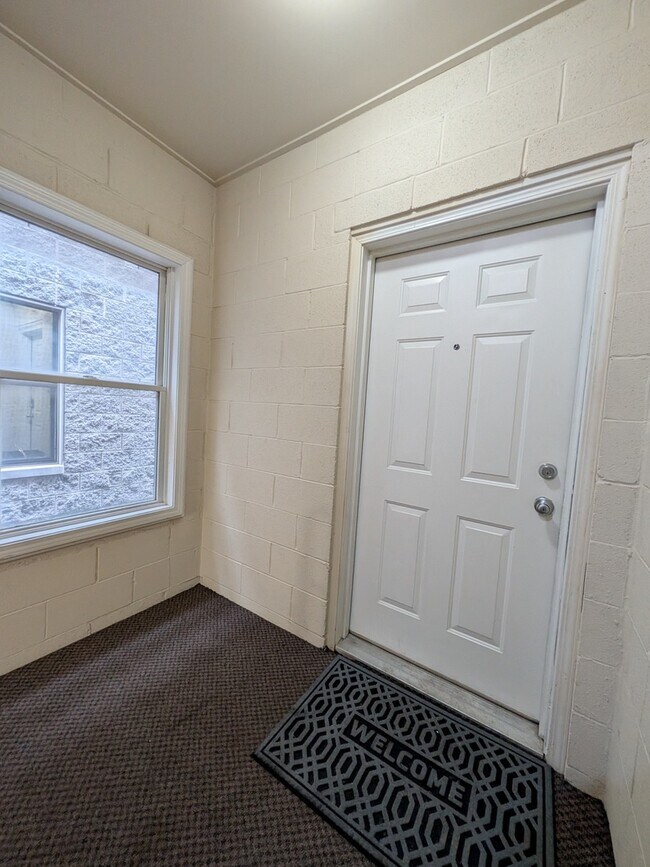 Foto del edificio - 2451 W Harrison St