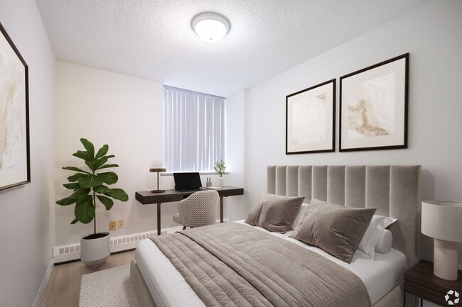 Building Photo - Tomken Place