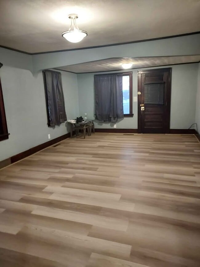 Foto del edificio - 210 E Wynoka St