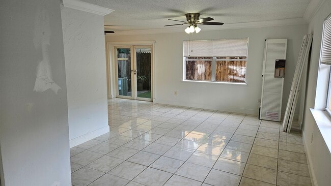 Foto del edificio - 177 NE 12th Ave