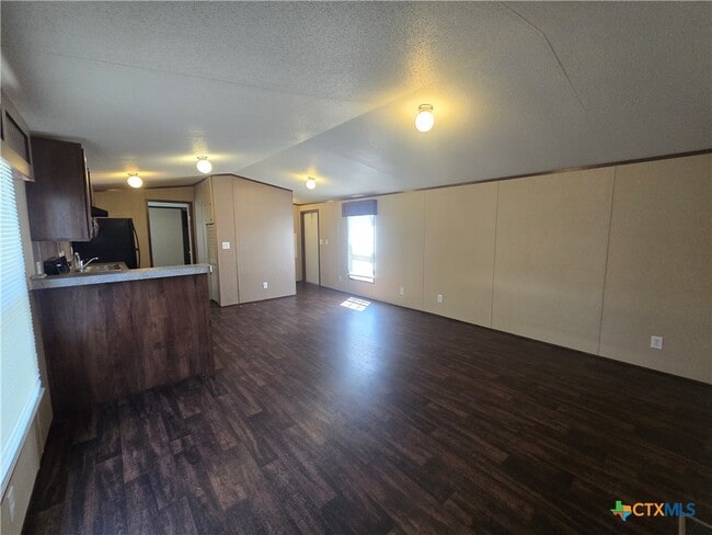 Building Photo - 1911 Wald Rd