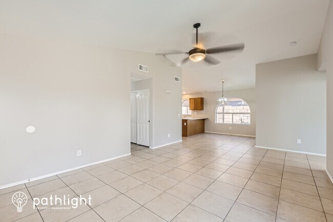 Foto del edificio - 1925 127 Avenue, Avondale, AZ, 85392