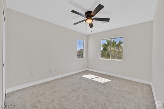 Building Photo - 9316 Perennial Ave