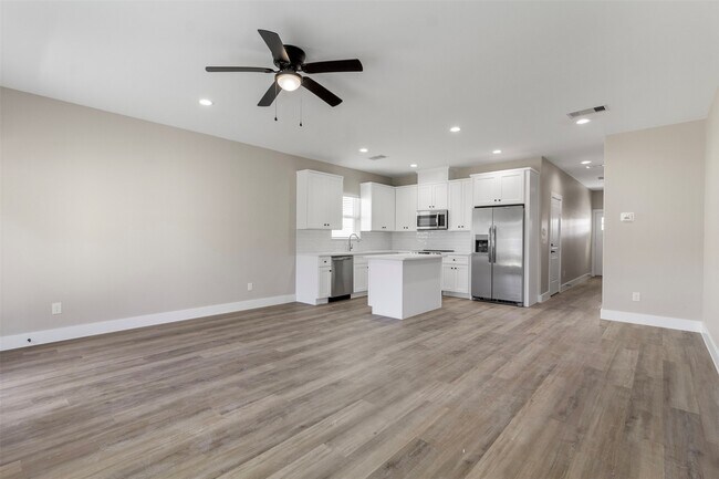 Foto del edificio - 3150 N Cleveland St