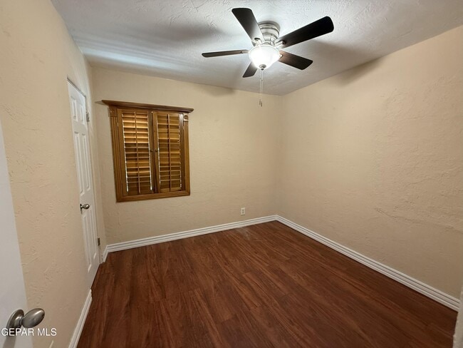 Building Photo - 3411 Leavell Ave