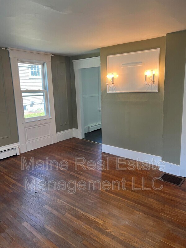 198 Center St Unit Apt. 1, Old Town, ME 04468 Condo for Rent in Old