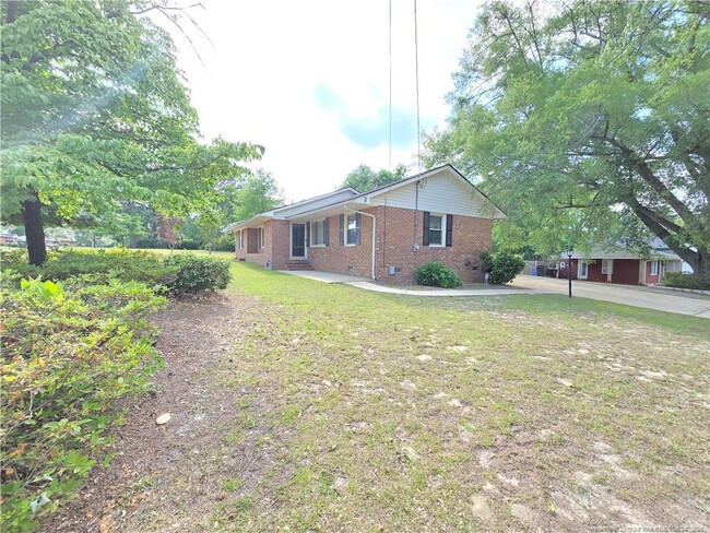 Building Photo - 2512 Cumberland Rd