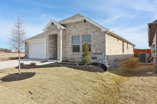 Building Photo - 503 Loch Dr