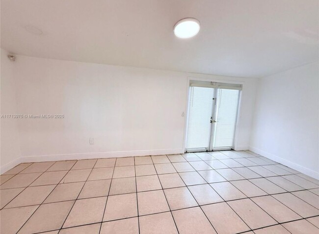 Building Photo - 3531 N 66th Ave