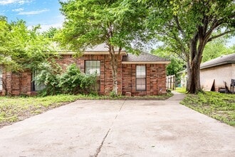 Building Photo - 1242 Misty Ln