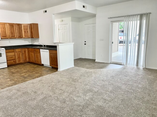 Building Photo - 919 N 31st St