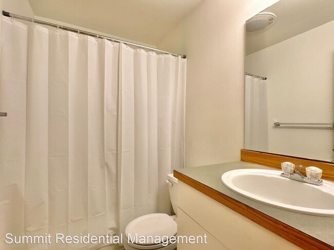 Building Photo - 3 br, 2 bath House - 6624 S Corson Ave #A