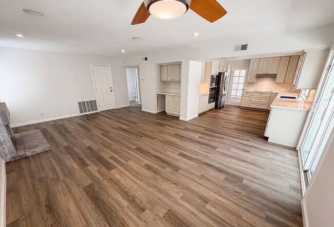 Foto del edificio - 1338 Cll Galante