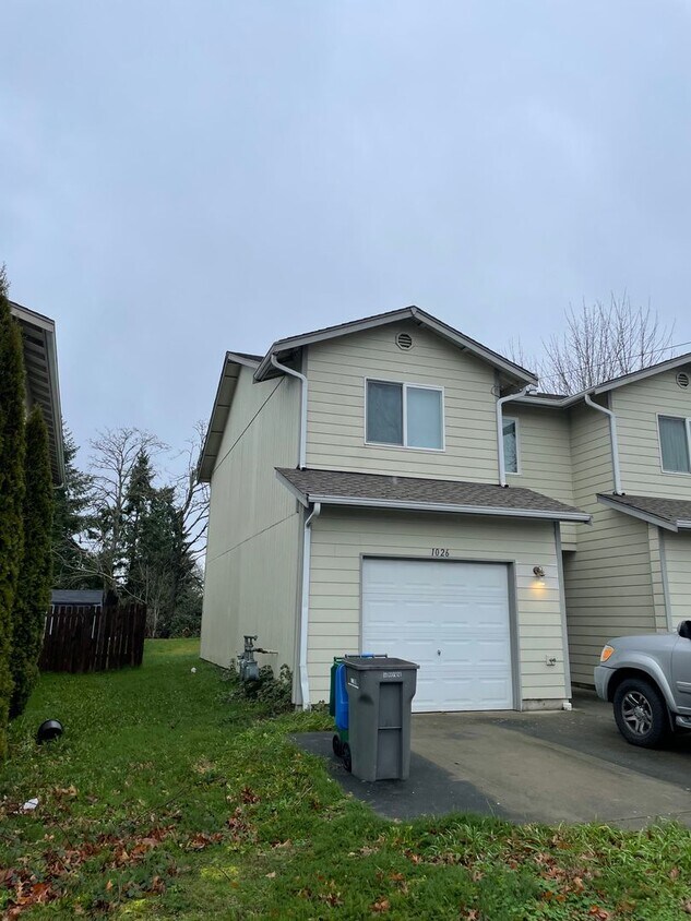 10261028 Pearl St Unit 1026, Bremerton, WA 98310 Room for Rent in Bremerton, WA