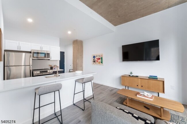 Foto del edificio - 10 Commerce Ct