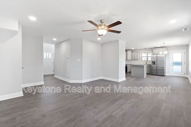 Building Photo - 1093 Winesap Rd