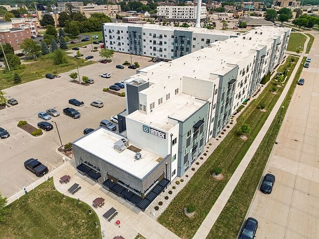 Exterior of The Annex of Oshkosh - The Annex of Oshkosh