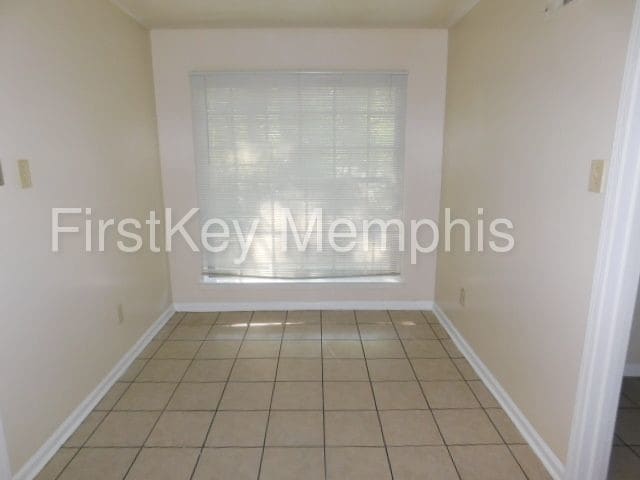 Building Photo - 5009 Flanders Ave