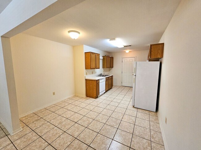 Foto del edificio - Cozy 2 Bed 2 Bath Duplex!