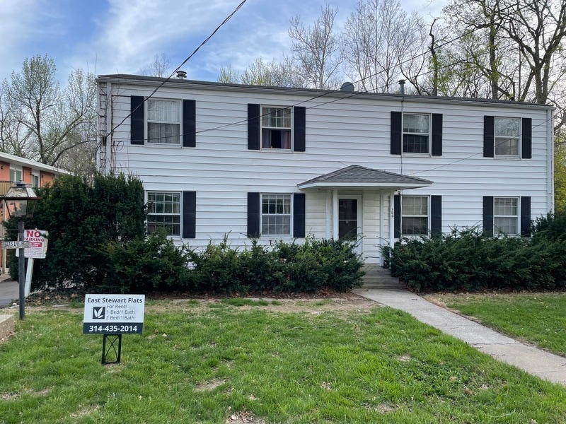 Foto principal - 100 E Stewart Rd