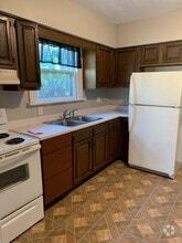 Building Photo - 3548 Willys Pkwy