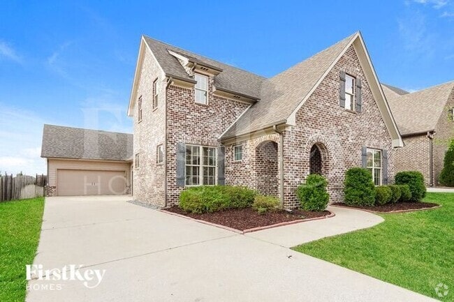 Building Photo - 1040 Evan Cir