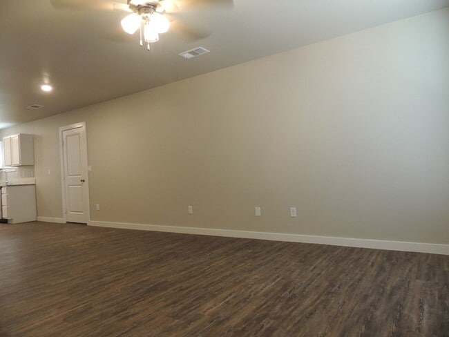 Foto del edificio - 6115 Appaloosa Ln