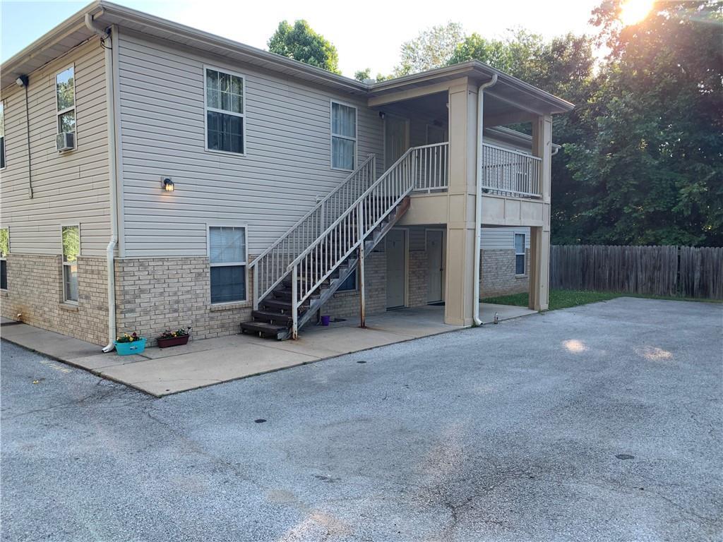 8148 Randall Ln Unit 1, Decatur, AR 72722 Room for Rent in Decatur