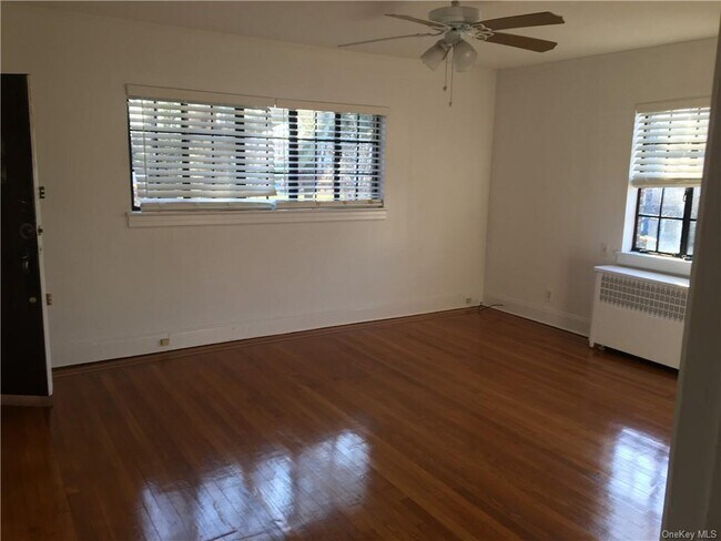 Foto del edificio - 931 Calhoun Ave