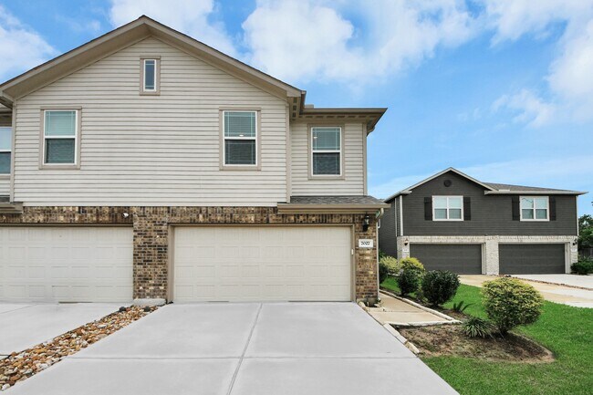 Foto del edificio - 7027 Cedar Breeze Ct