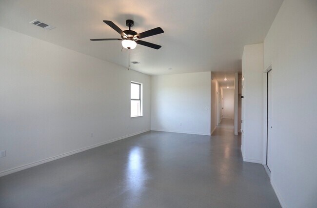 Foto del edificio - 4119 Long Creek Lane