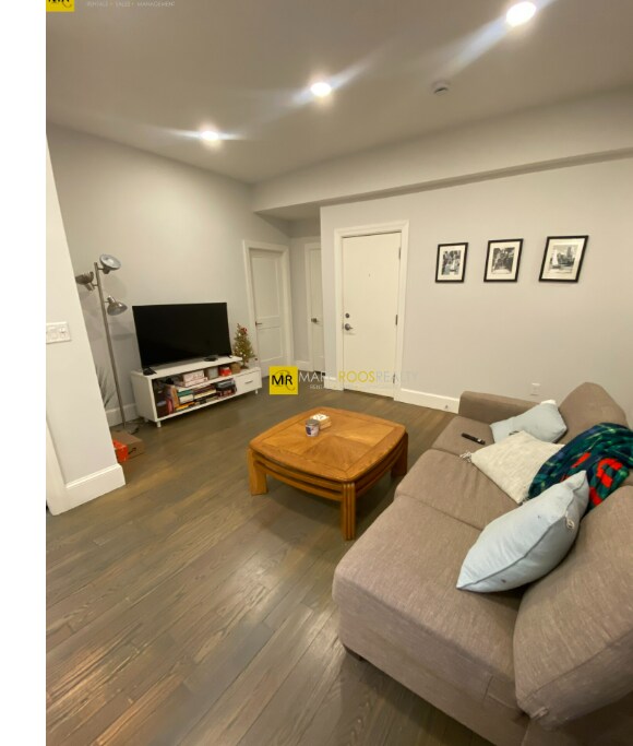 Foto del edificio - 107 Jersey St