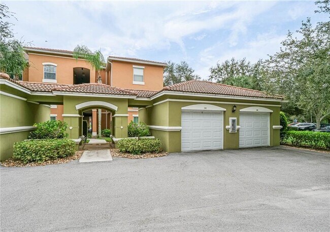 Foto del edificio - 5080 Fairways Cir