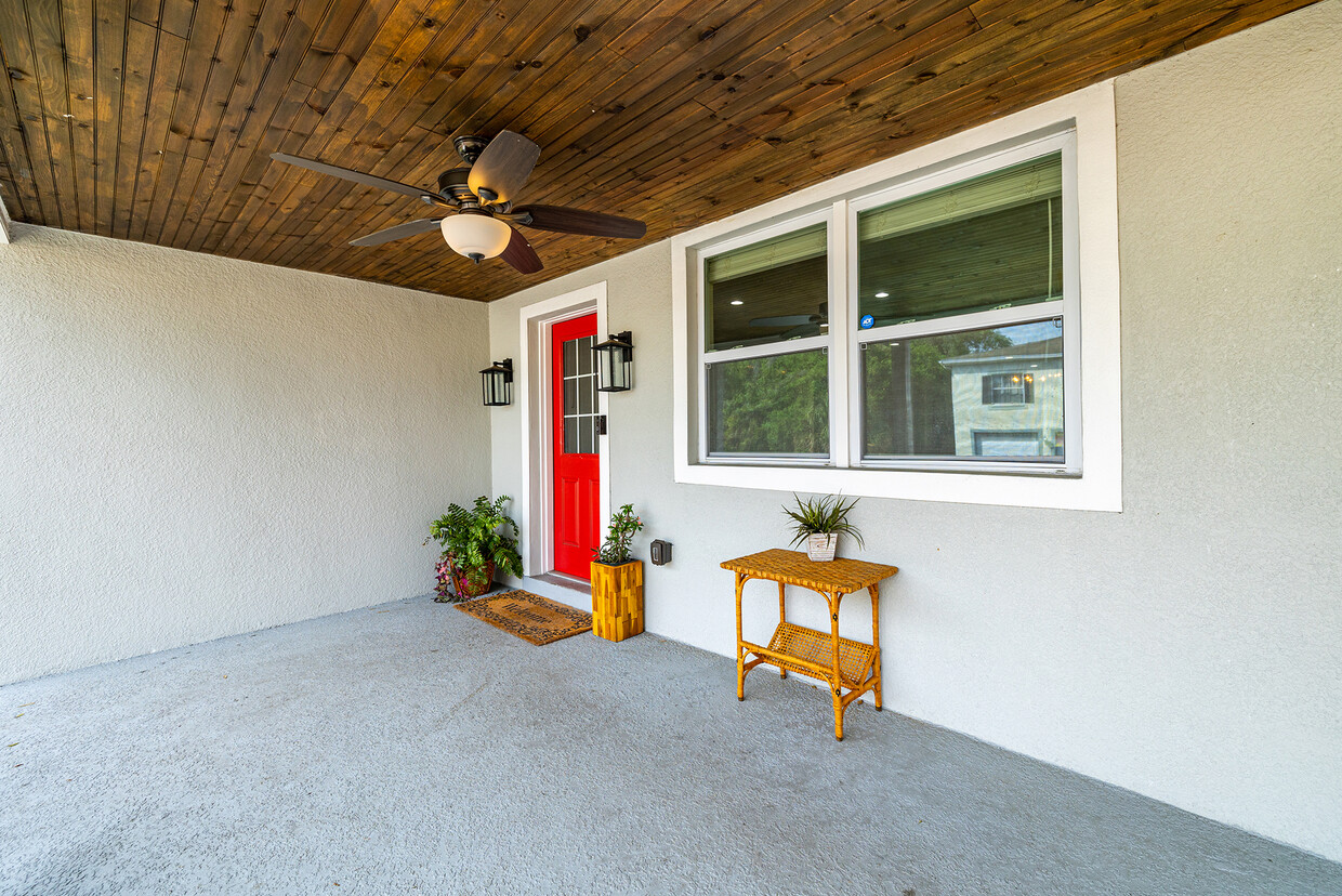 Foto principal - 801 E Baker St