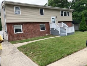 Building Photo - 1455 E Forks Rd