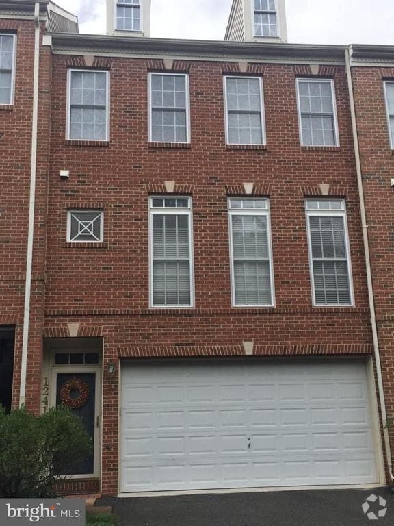 Building Photo - 12416 Falconbridge Dr