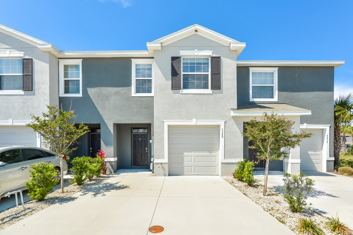 Primary Photo - 5368 Dragonfly Dr, Wildwood, FL