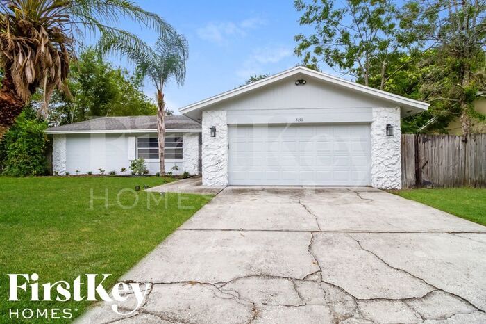 Foto principal - 5191 Poinsetta Ave