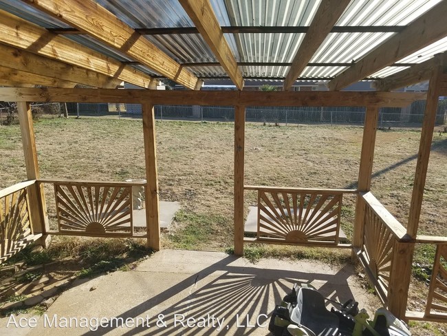 Foto del edificio - 3 br, 2 bath House - 1305 Sheraton St SE
