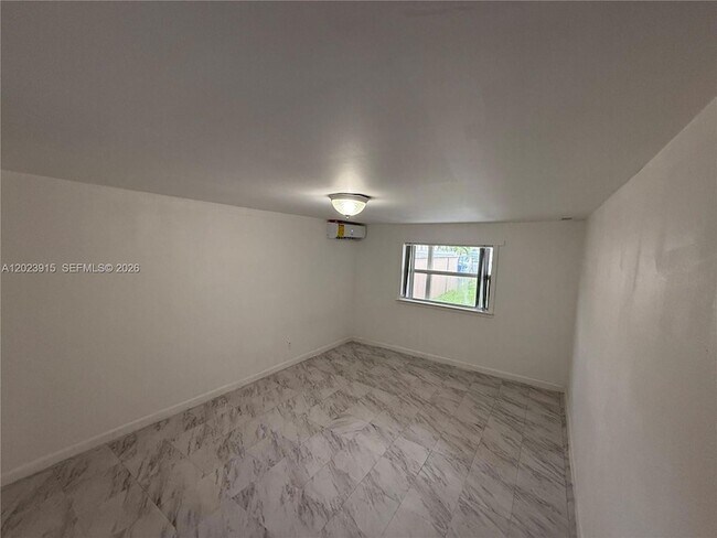 Photo - 3513 SW 4th St Apartment