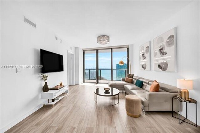 Photo - 1300 S Miami Ave Apartment